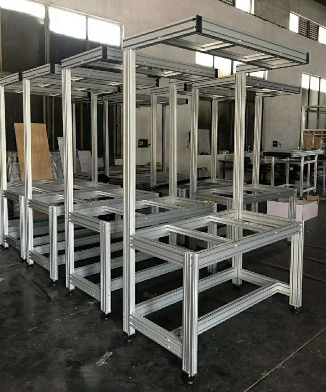铝型材料机架加工材料质量会影响稳定性-常州柯辉电子配件生产有限公司